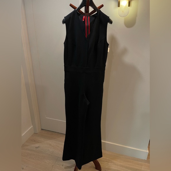 SPANX The Perfect Jumpsuit Sleeveless Back Zip Bootcut Leg Classic Black Size M - Picture 6 of 17